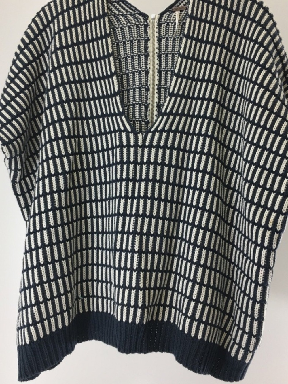 Free People Navy and White Patterned Knit oversized Sweater